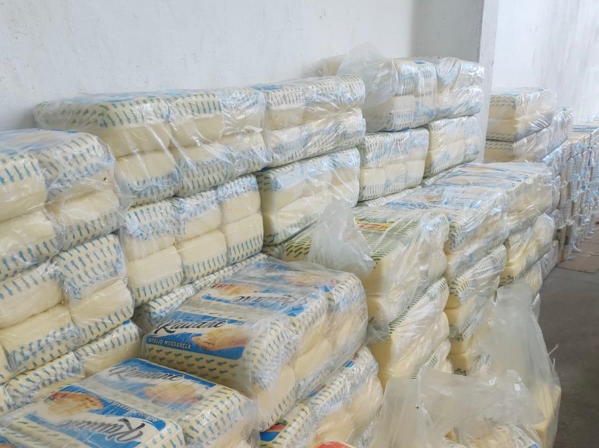 Operação conjunta da Sefaz, Adagro, Polícia Militar e Vigilância Sanitária apreende 14 toneladas de queijo clandestino