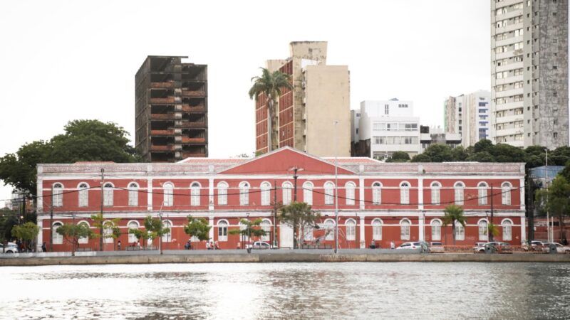 Com investimento de cerca de R$ 7 milhões, Governo do Estado apresenta projeto de restauro do Ginásio Pernambucano