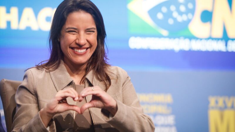 Governadora Raquel Lyra representa governadores do Norte e Nordeste e defende o fortalecimento dos municípios na Marcha dos Prefeitos