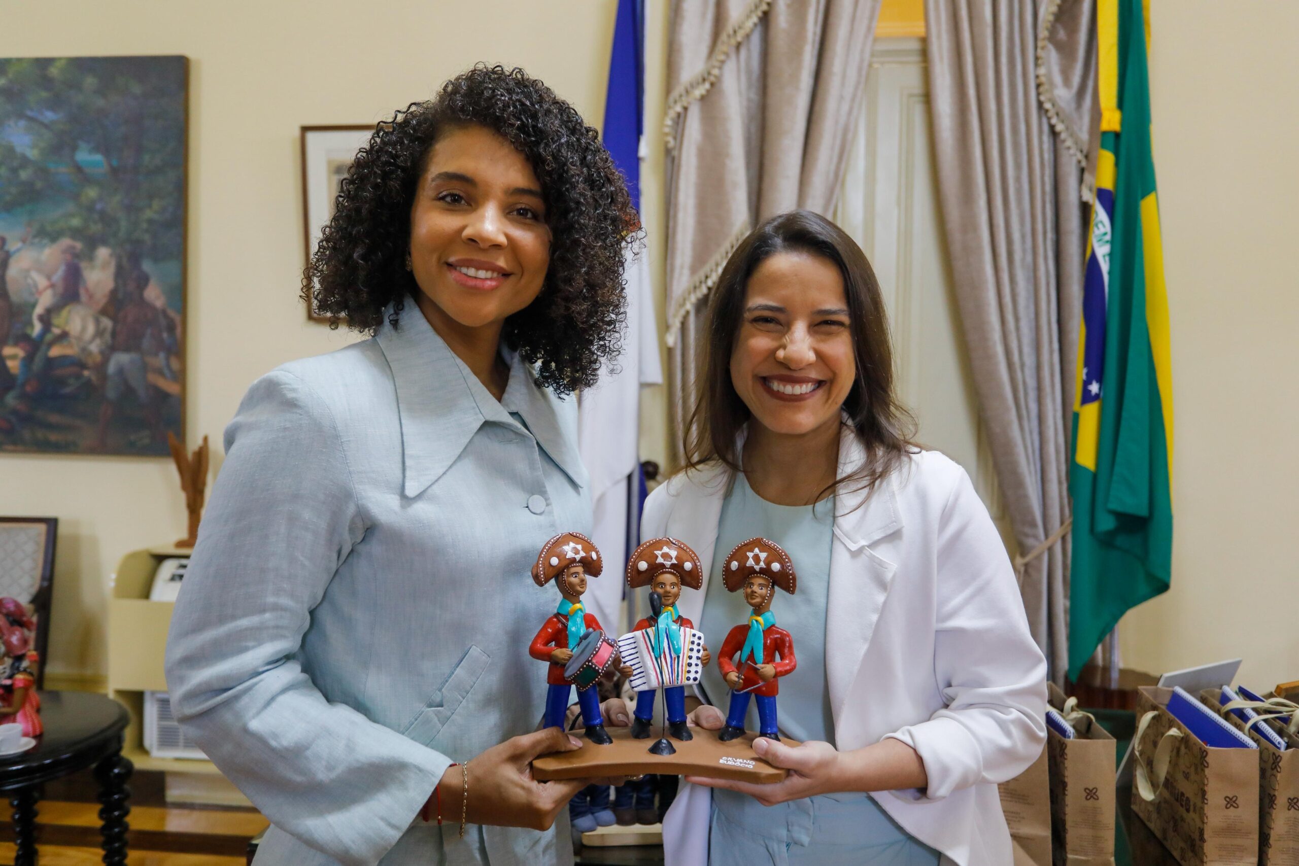 Governadora Raquel Lyra recebe a governadora do departamento do Chocó, na Colômbia, Nubia Carolina