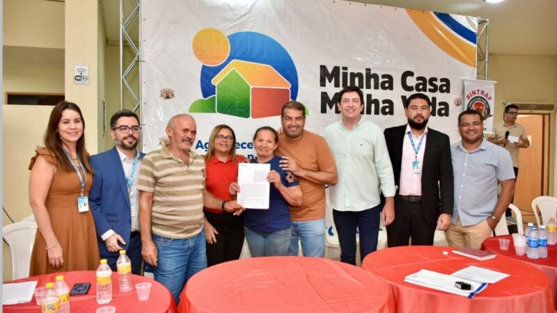 Vicência celebra assinatura de contratos para construção de 44 novas moradias pelo Minha Casa Minha Vida Rural