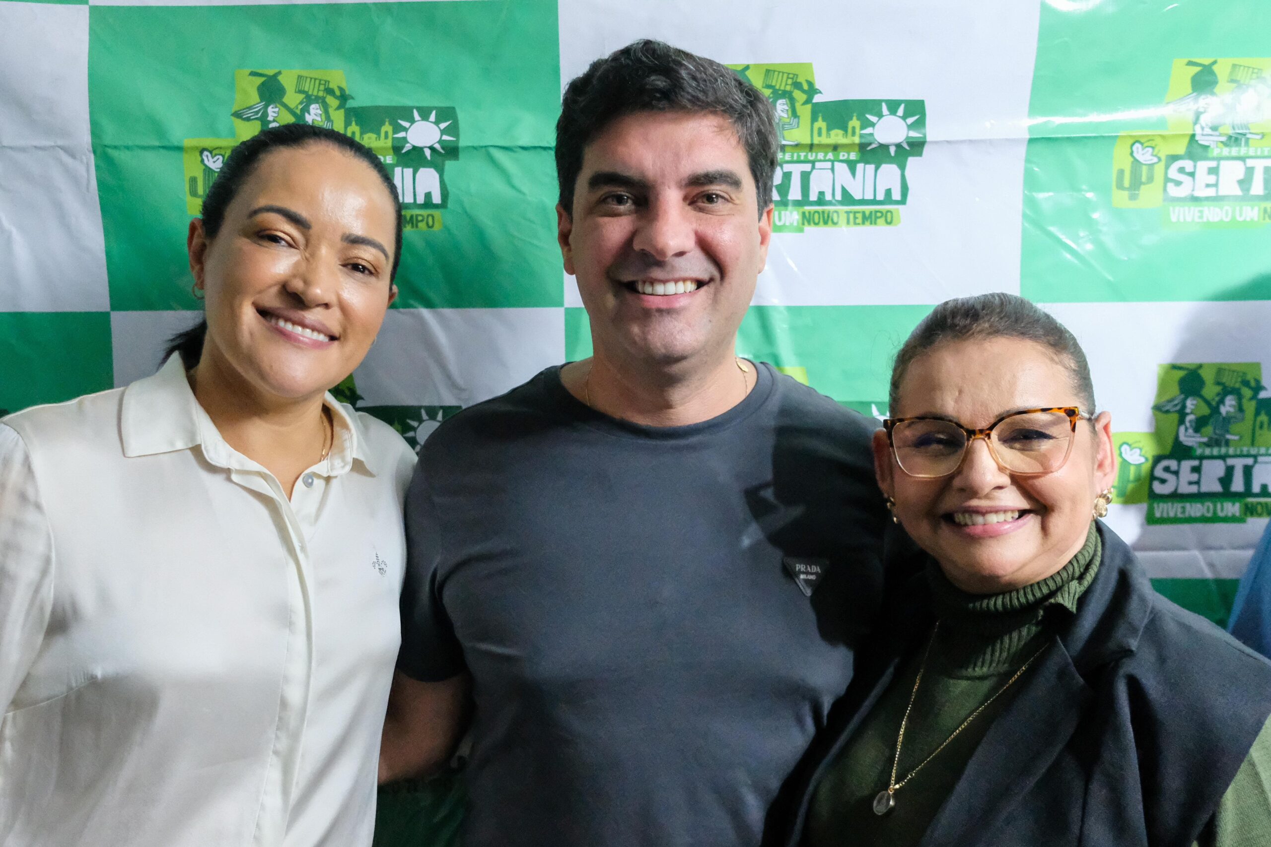 Secretário Kaio Maniçoba participa das comemorações pelos 152 anos de emancipação de Sertânia