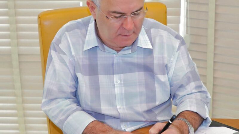 Prefeito de Arcoverde, Zeca Cavalcanti, sanciona Lei Complementar de Incentivos Fiscais para atrair empresas e gerar empregos