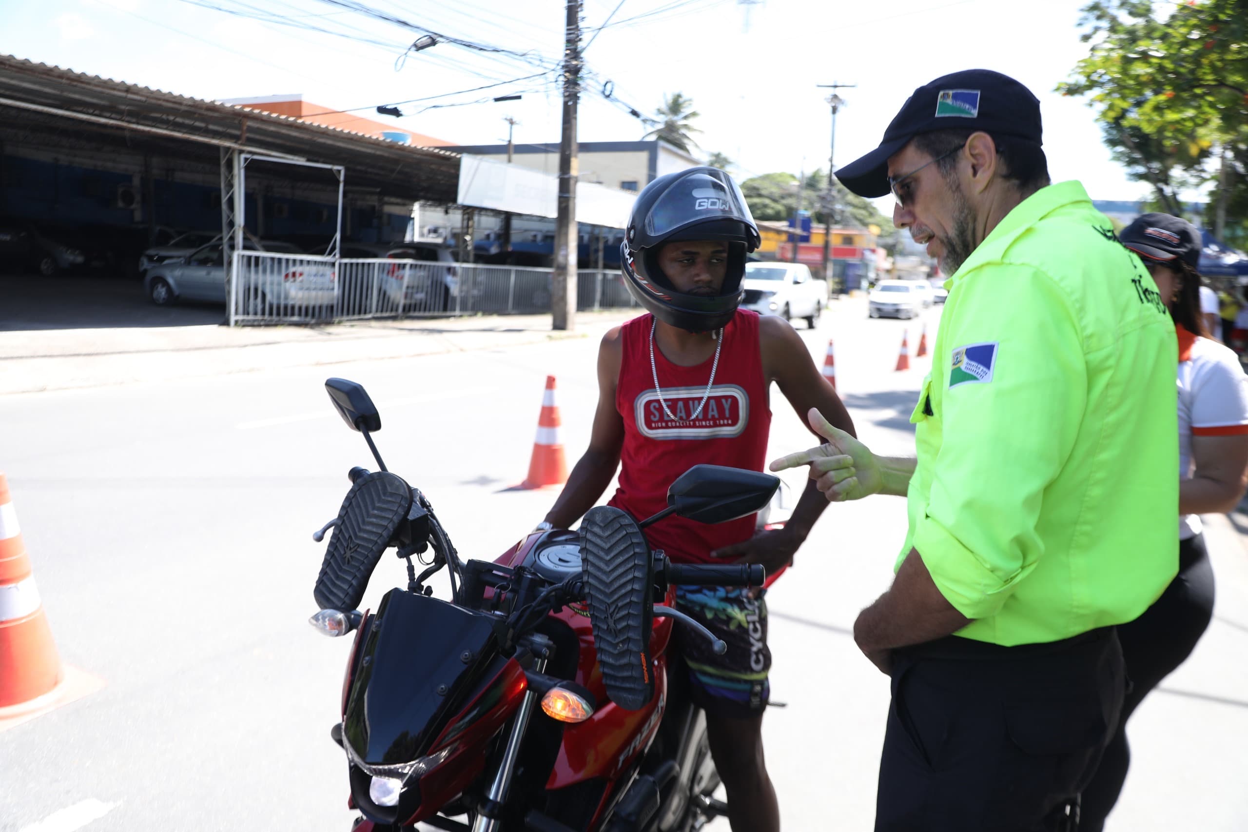 Prefeitura do Jaboatão faz mais uma blitz educativa no Maio Amarelo