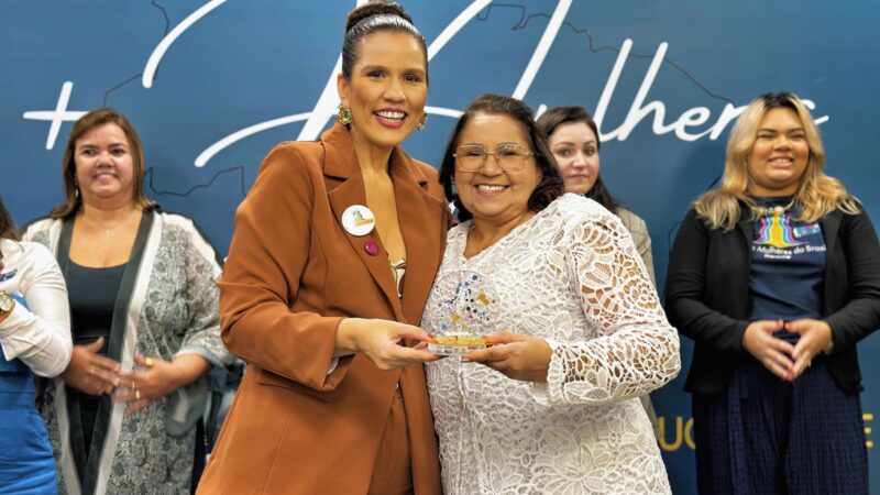PREFEITA DONA GRAÇA É HOMENAGEADA NO PRÊMIO “BRITES ALBUQUERQUE – MULHERES NO PODER”