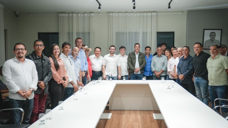 Eduardo e Lula da Fonte reforçam compromisso com o desenvolvimento do Agreste em visita à Codeam