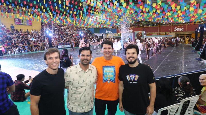 Simão comemora sucesso do concurso de quadrilhas adulta e infantil em Petrolina