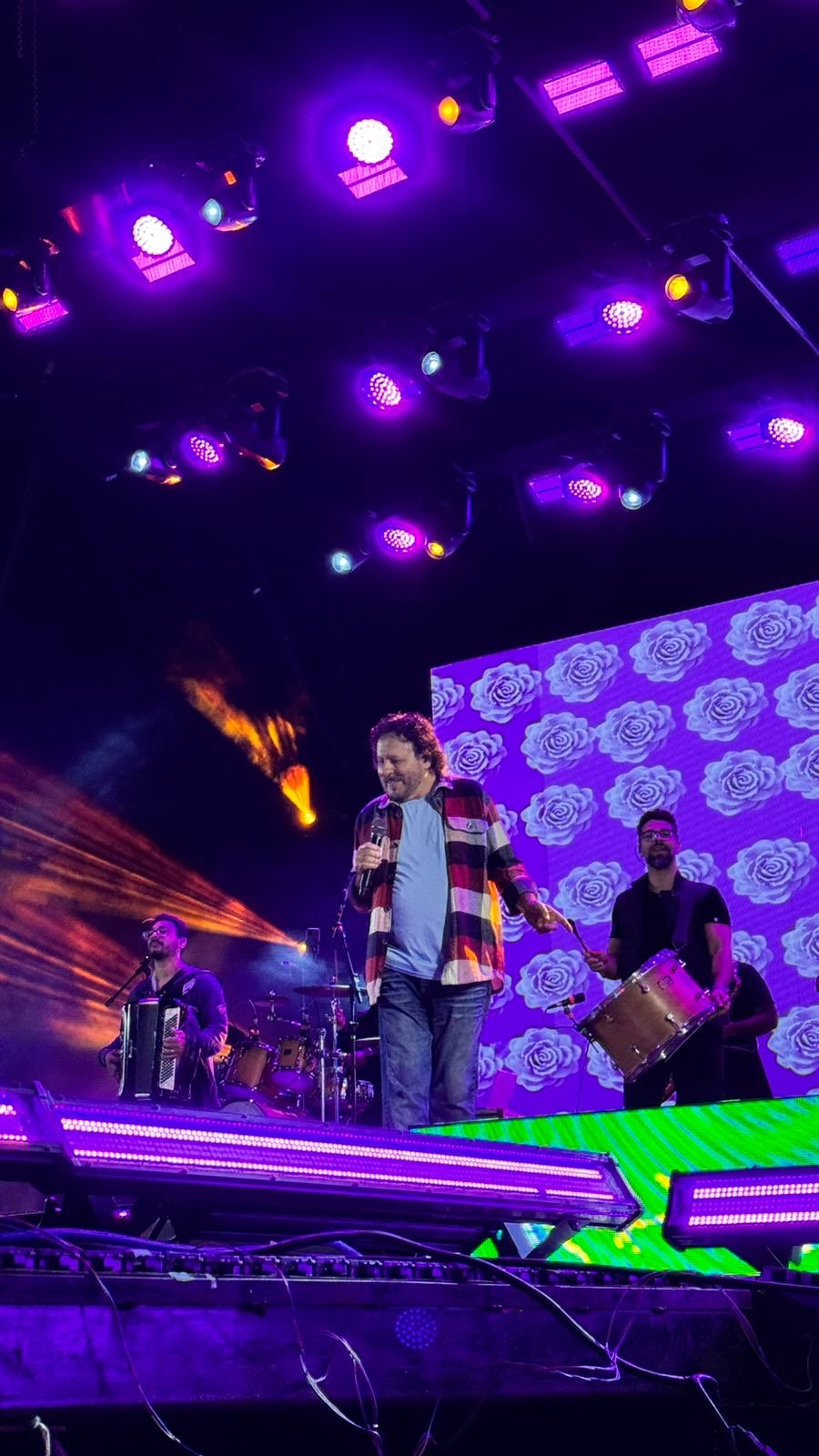 Noite de São João leva o público ao delírio com shows de Seu Desejo, George Silva e Jorge de Altinho em Arcoverde