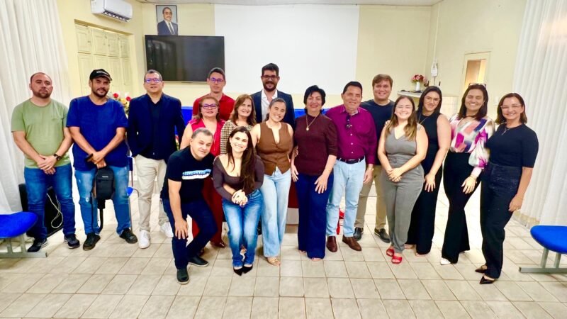 Prefeita Rorró reforça compromisso com gestão eficiente em encontro com novo secretariado
