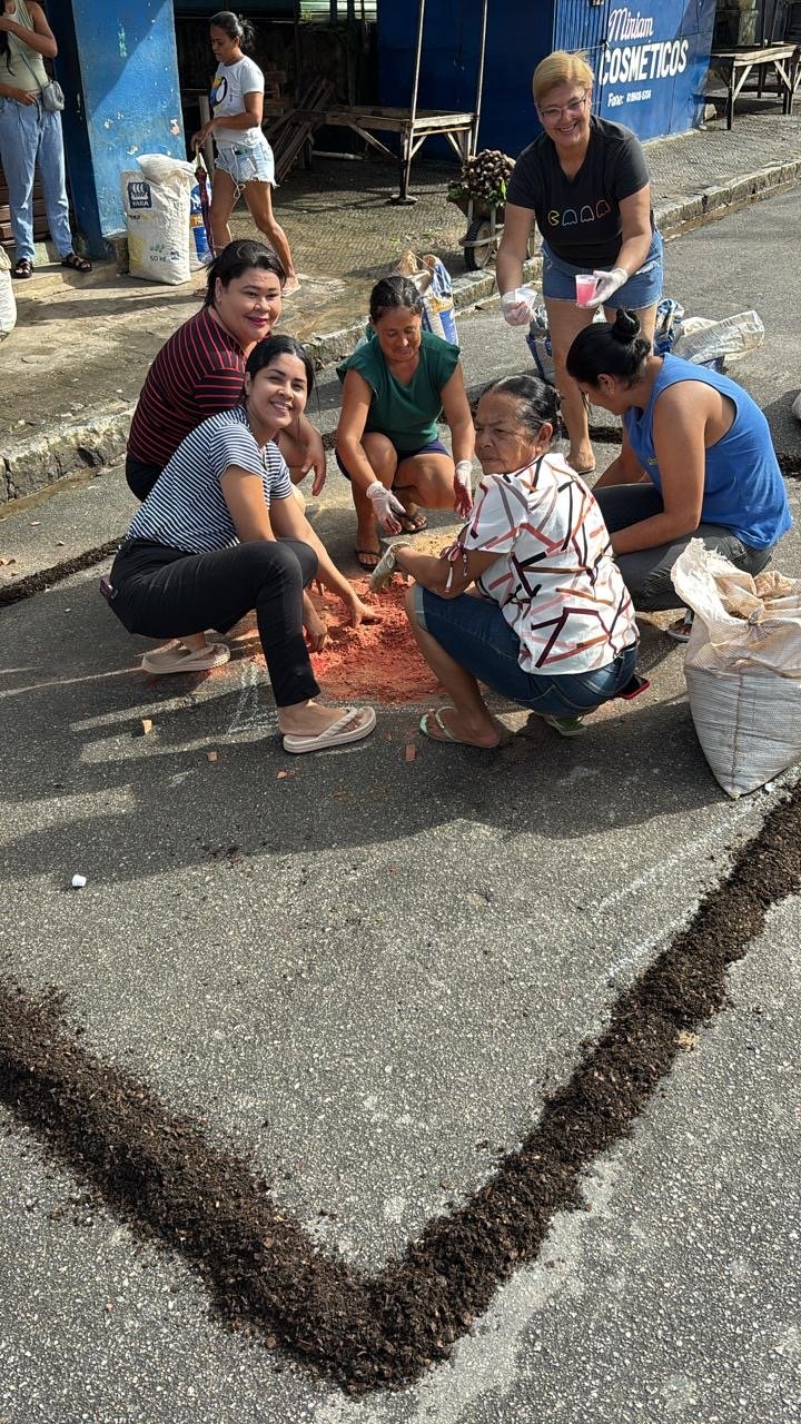 Tradição, Cultura e Aprendizagem: Escolas de Xexéu se Engajam na Confecção dos Tapetes de Corpus Christi