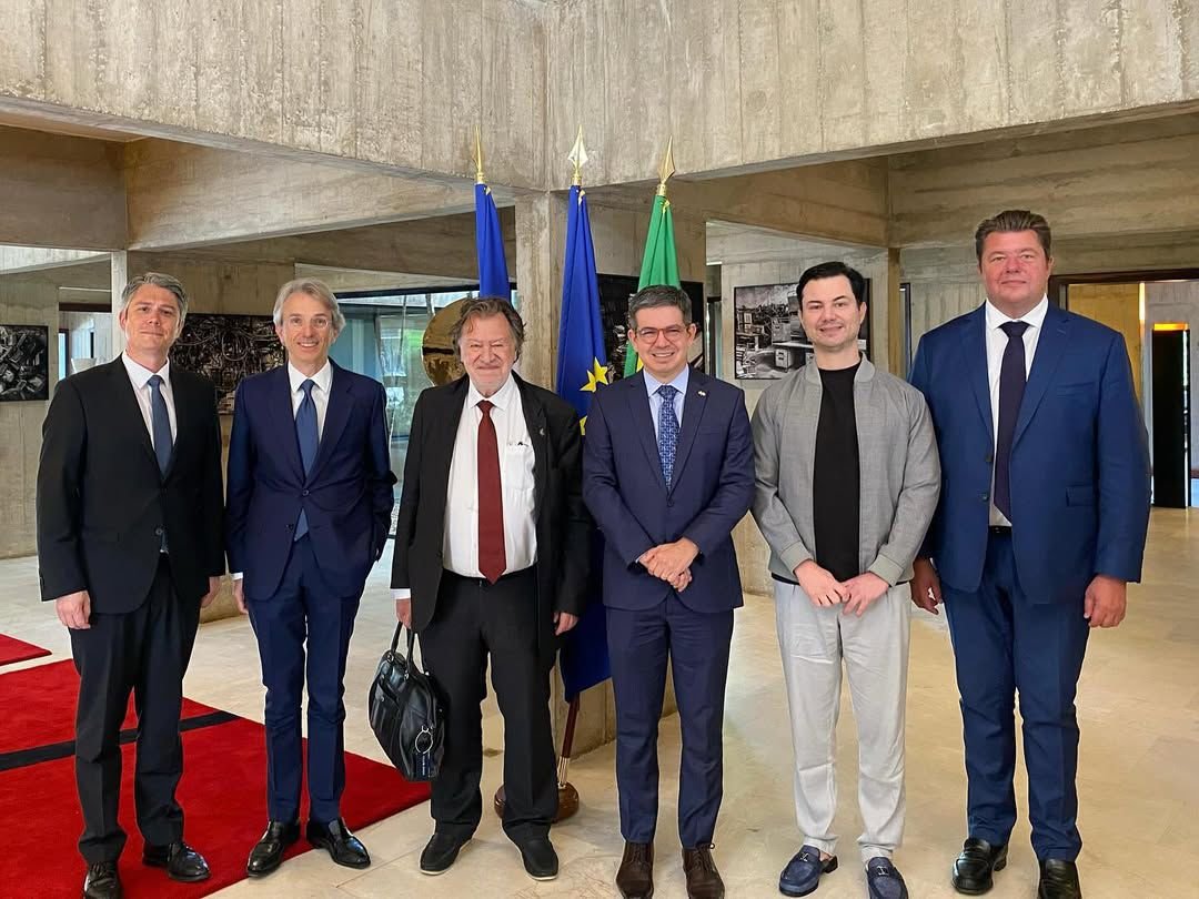 Clodoaldo participa de reunião com senadores franceses a convite da Embaixada 