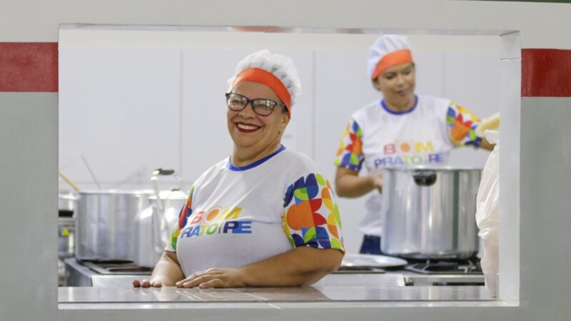 Governo de Pernambuco lança edital inédito para financiar 100 cozinhas solidárias da sociedade civil