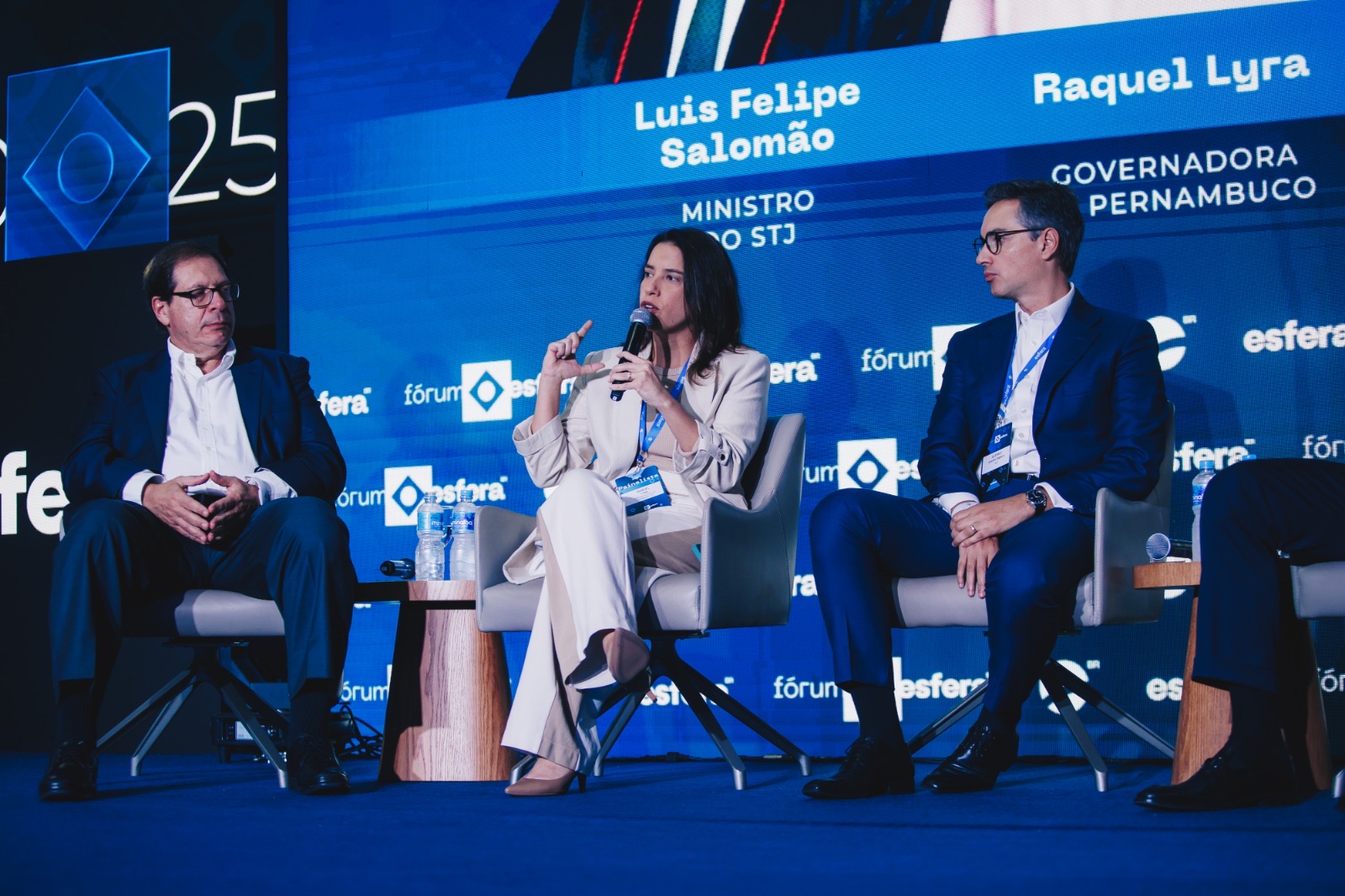 “Vivemos um processo muito firme de transição energética em Pernambuco”, afirma governadora Raquel Lyra durante Fórum Esfera Brasil