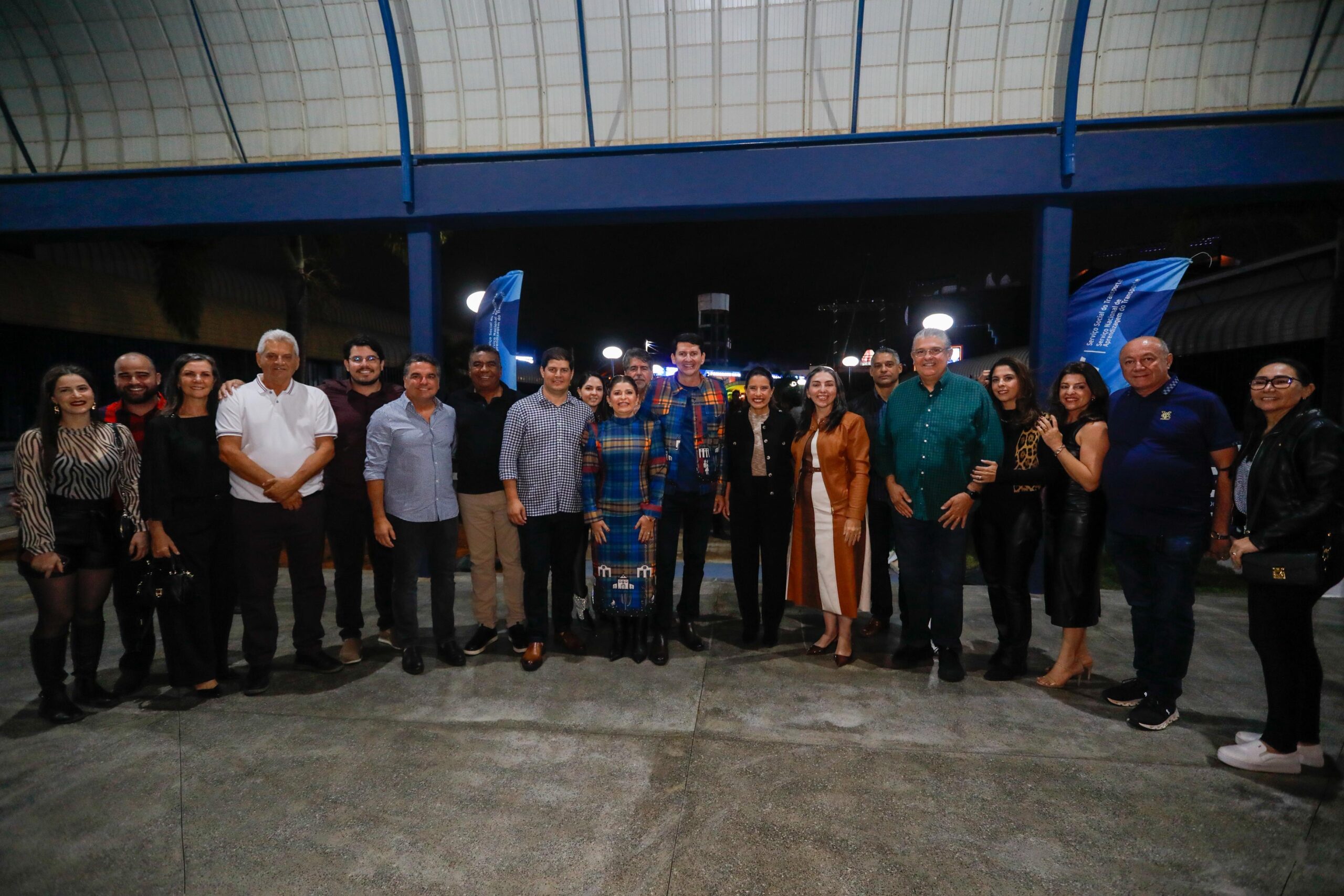 Governadora Raquel Lyra prestigia abertura do São João de Petrolina