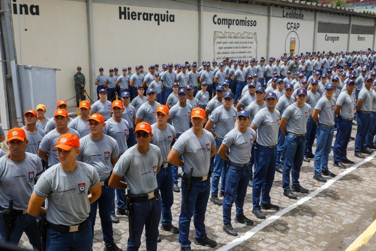 Governo de Pernambuco convoca mais 2.400 aprovados no concurso da PMPE para matrícula na segunda turma do Curso de Formação Profissional