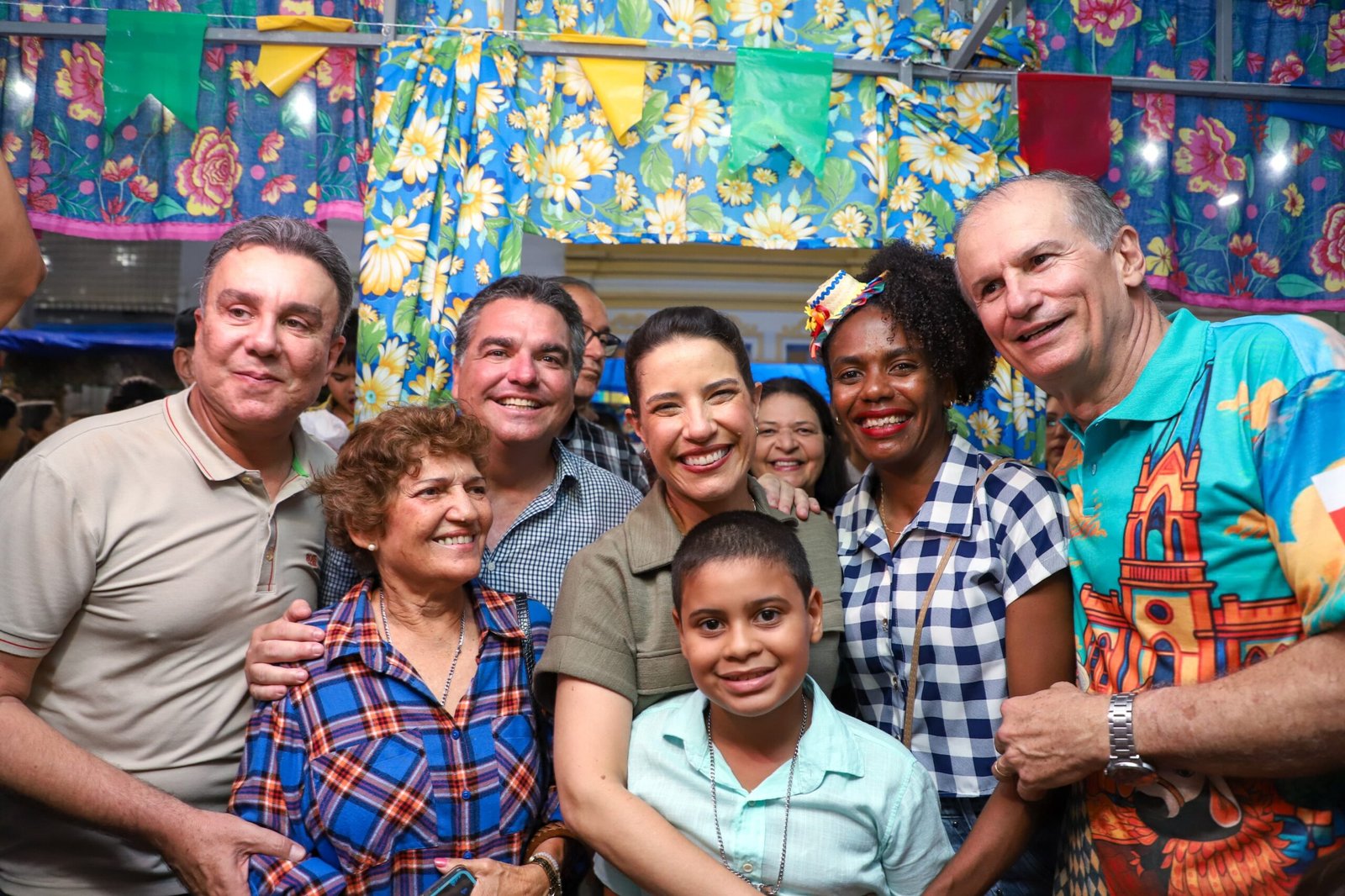 Na Rua da Alegria, em Limoeiro, governadora Raquel Lyra celebra o dia de São João e reforça a importância da festa para o Nordeste brasileiro