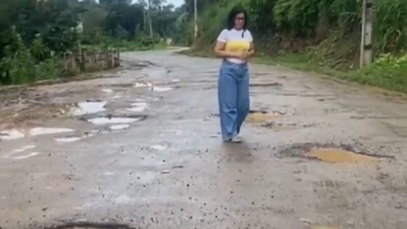 Vereadora Cleide da saúde solicita ao governo municipal recapeamento da estrada que liga a Usina Frei Caneca em Jaqueira