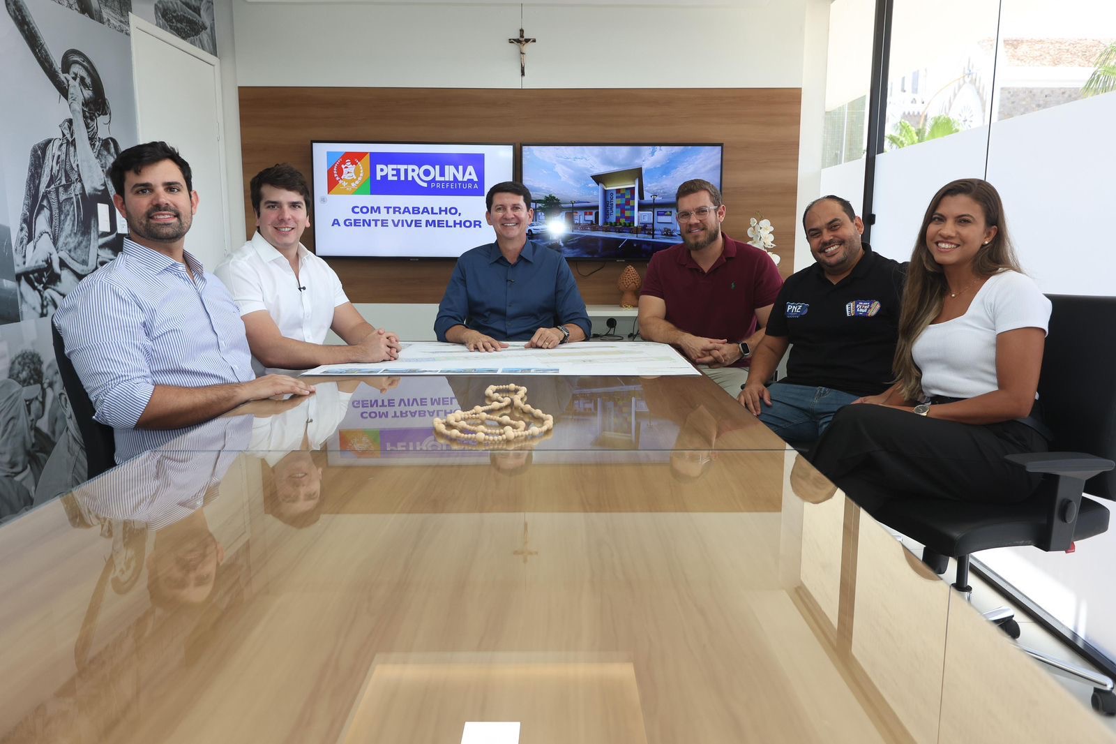 Simão Durando anuncia construção de Centro Gastronômico no bairro Rio Corrente