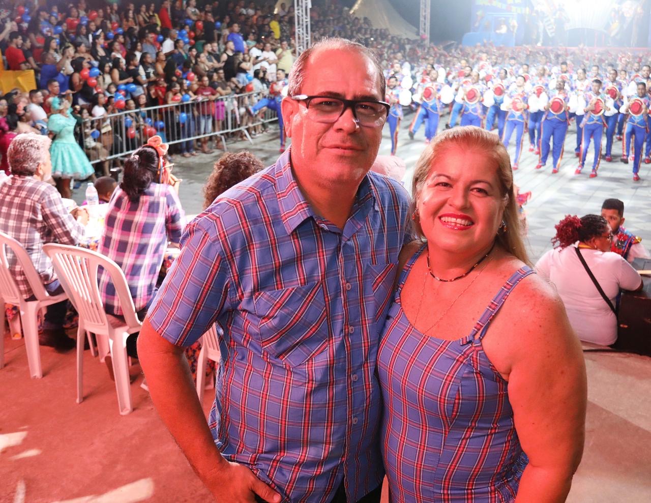Mano e Andrea Medeiros se encantam com segundo dia do Festival de Quadrilhas do Jaboatão dos Guararapes