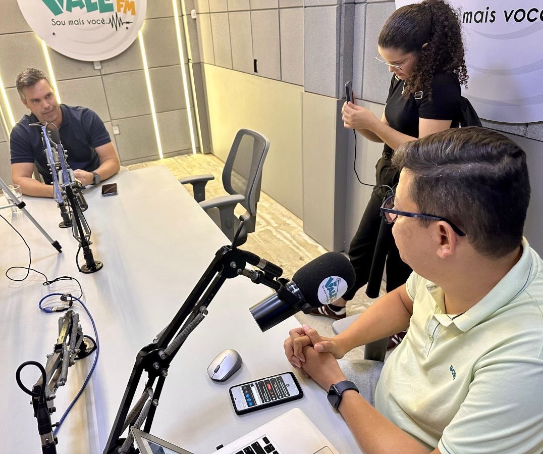 Helinho Aragão admite possibilidade de votar em Eduardo da Fonte para o Senado: “Fui claro, disse a ele que não tenho nenhuma restrição ao seu nome”