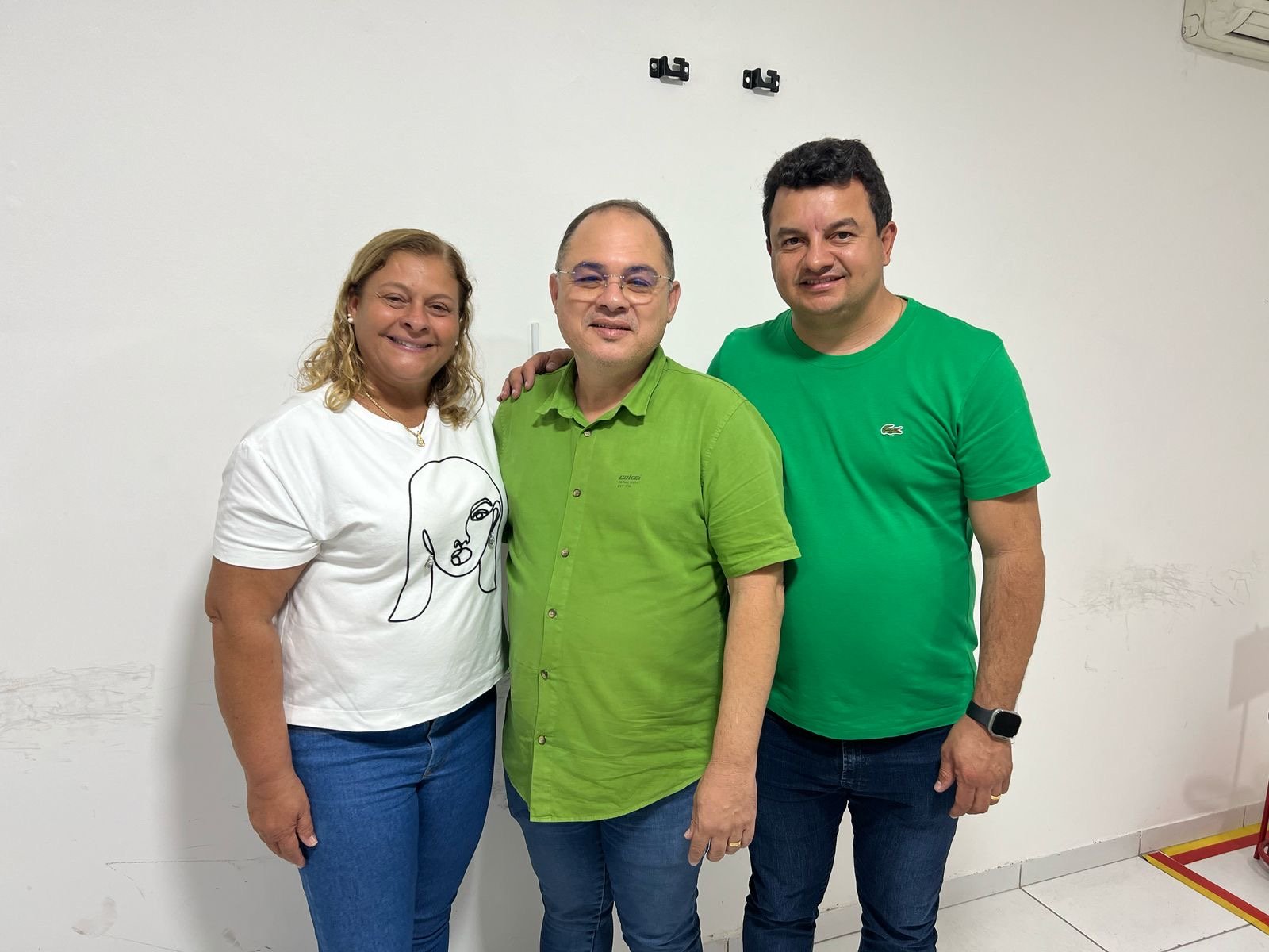 Ex-prefeita Regina da Saúde recebe apoio do vereador Wilson Santana de Buíque