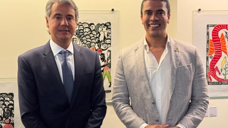 Rodrigo Pinheiro e Fernando Monteiro garantem novos investimentos em saúde para Caruaru através do PAC