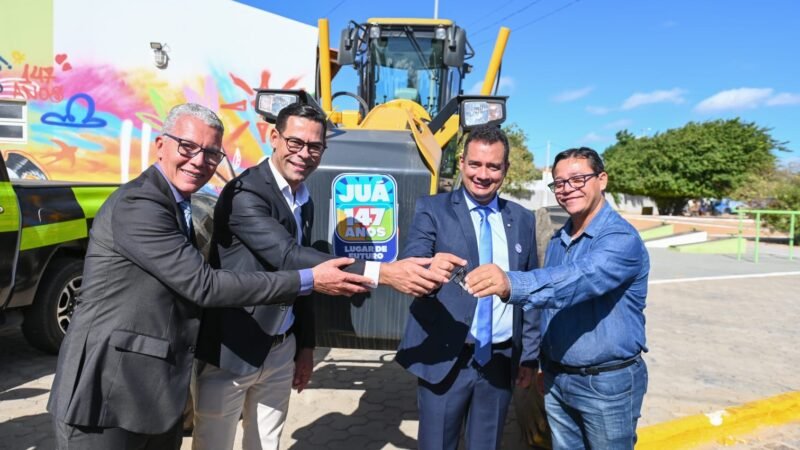 Prefeito Andrei celebra os 147 anos de Juazeiro com um dia histórico de entregas nas áreas de saúde, educação, infraestrutura e segurança