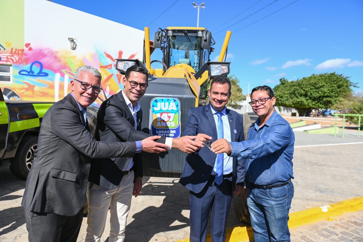 Prefeito Andrei celebra os 147 anos de Juazeiro com um dia histórico de entregas nas áreas de saúde, educação, infraestrutura e segurança