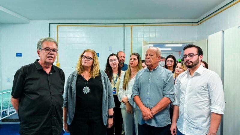 Durante inauguração de enfermaria, Marcílio articula novas verbas com os deputados Lula da Fonte e Antônio Moraes