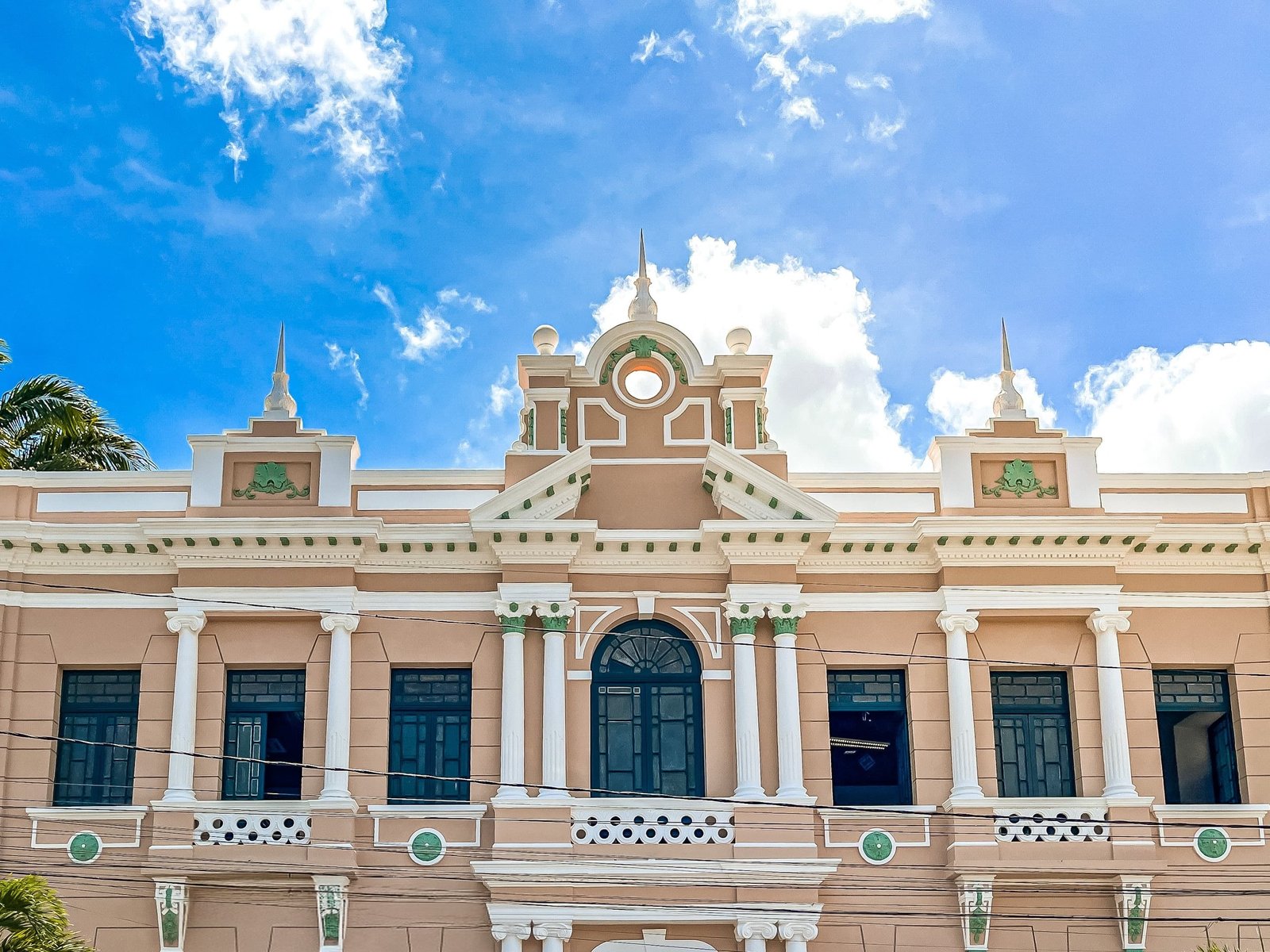 Prefeito recebe Ministro dos Portos e Aeroportos