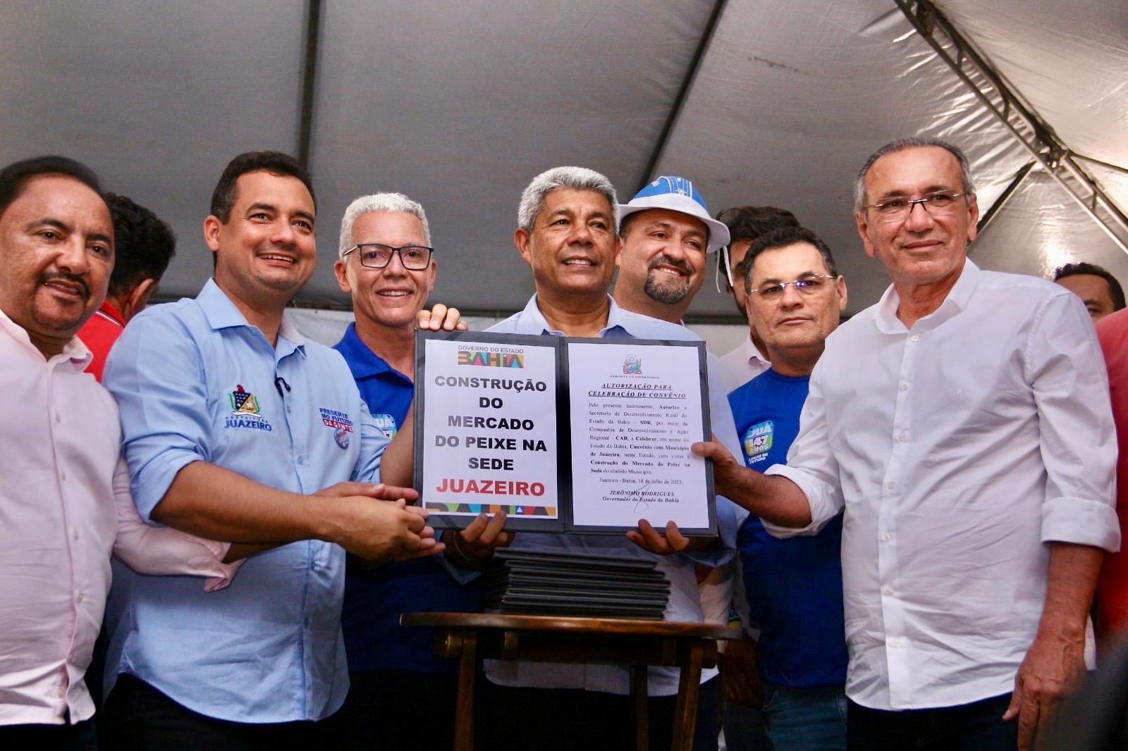 Em um dia histórico, o governador Jerônimo e o prefeito Andrei entregam um pacote de obras e equipamentos para Juazeiro