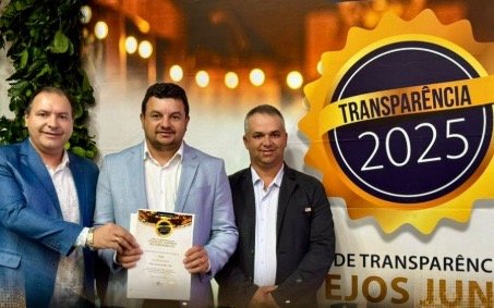 Itaíba: Pedro Pilota recebe Selo de Transparência dos Festejos Juninos