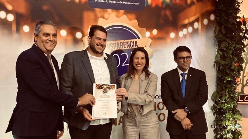 Prefeitura de Belém do São Francisco recebe Selo de Transparência dos Festejos Juninos 2025