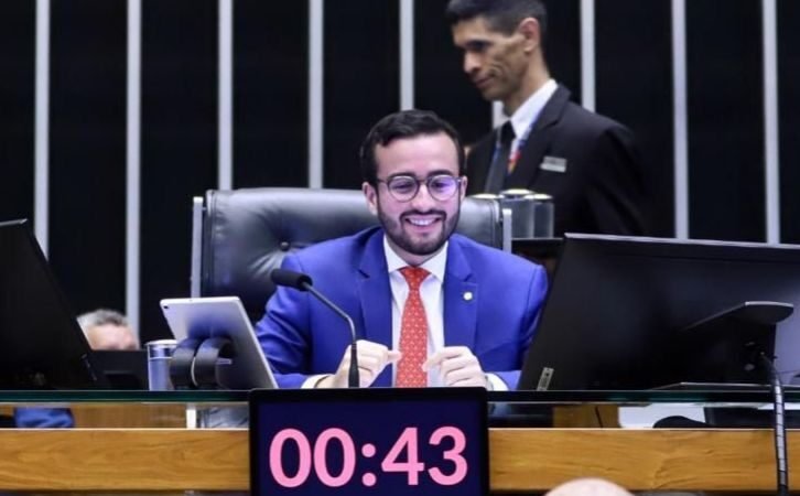 Projeto de Lula da Fonte que garante prioridade na restituição do IR para responsáveis por pessoas neuroatípicas é aprovado na Comissão da Pessoa com Deficiência