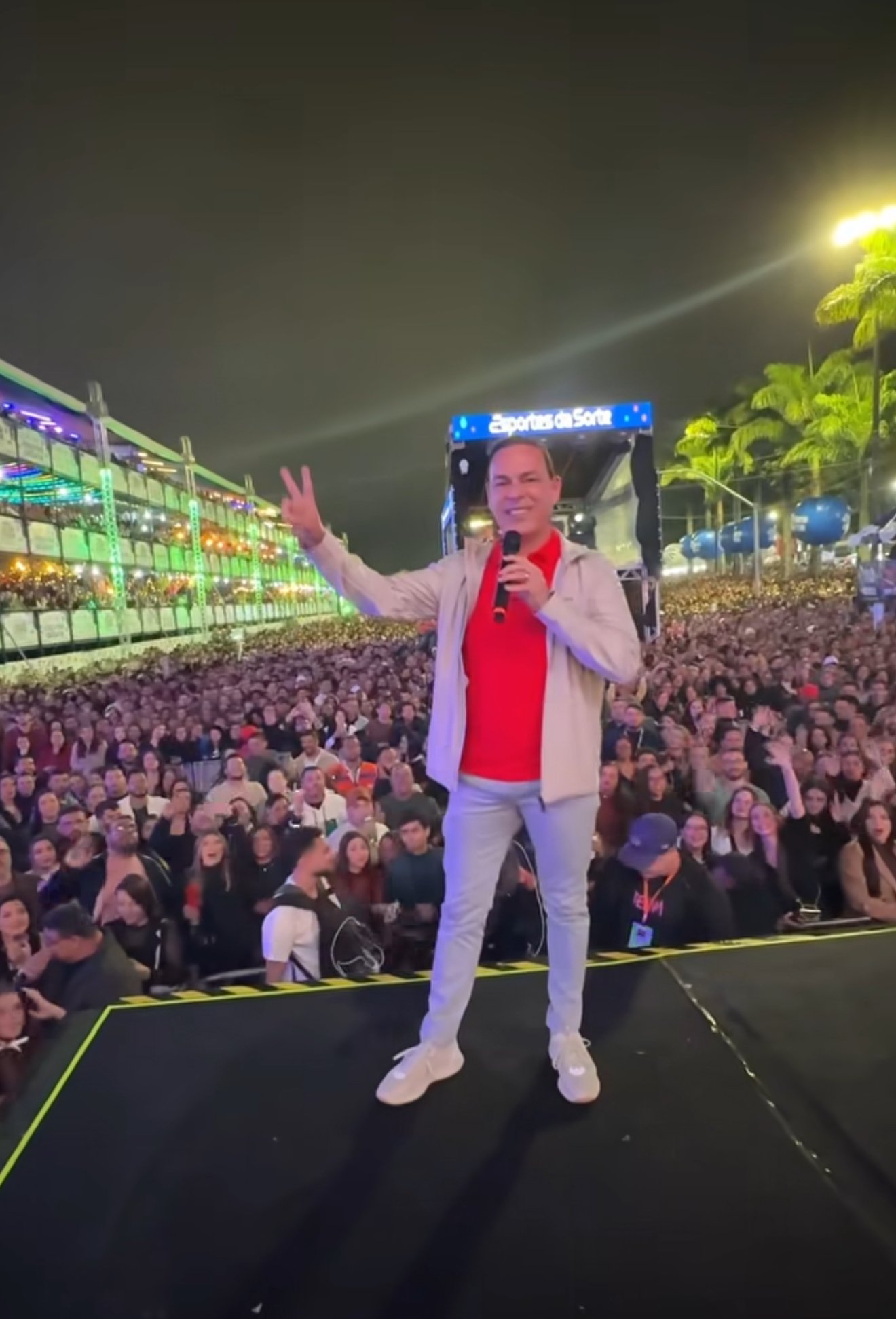 Noite do forró: Foi de recorde com a praça cheia no 33º Festival de Inverno de Garanhuns