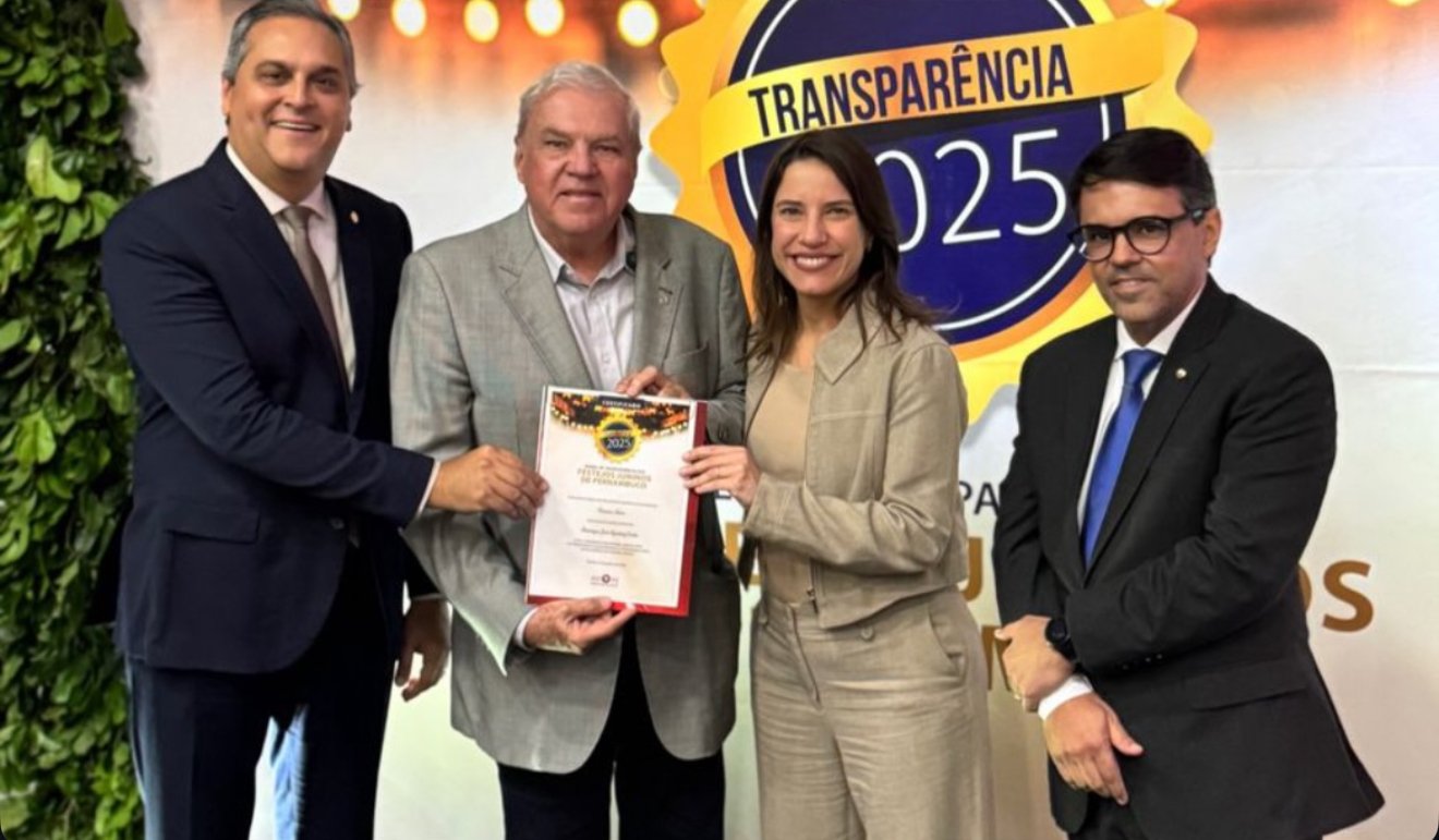 Prefeitura de Buenos Aires recebe o selo de transparência pelos festejos juninos 2025