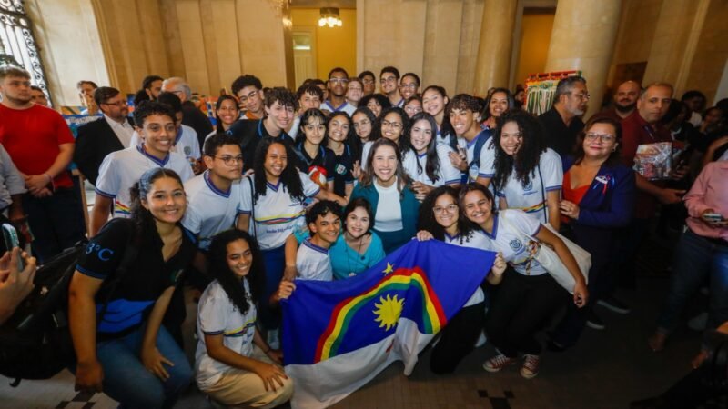 Estado conclui celebrações dos 200 anos da Confederação do Equador com solenidade, exposição artística e estátua de Frei Caneca