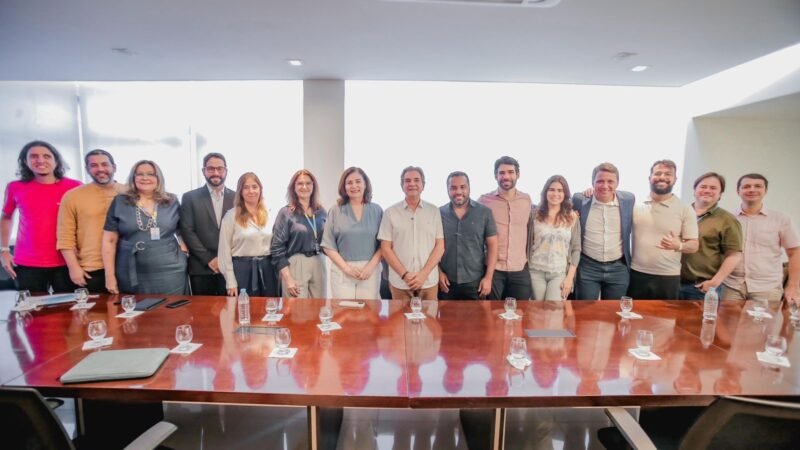 Inovação: Em Ipojuca, Carlos Santana implanta transformação digital para otimizar serviços públicos