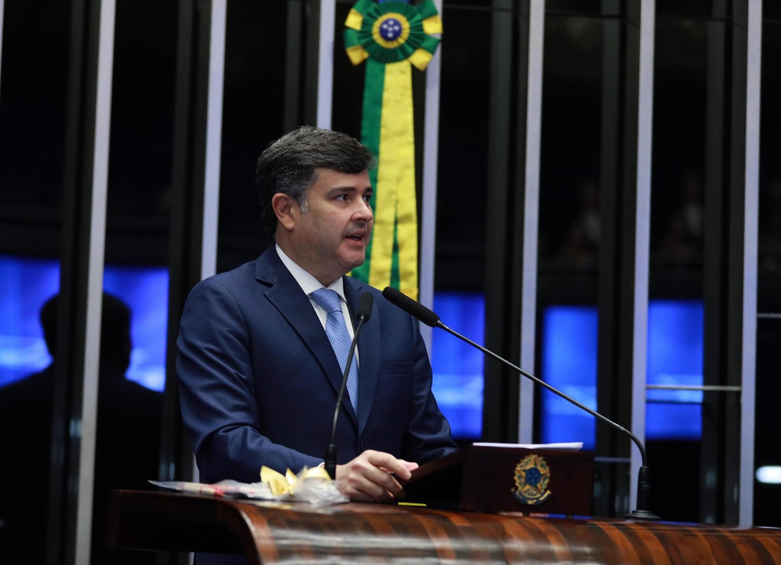 Eduardo da Fonte apresenta projeto para impedir corte de energia e água sem aviso prévio e possibilidade de pagamento