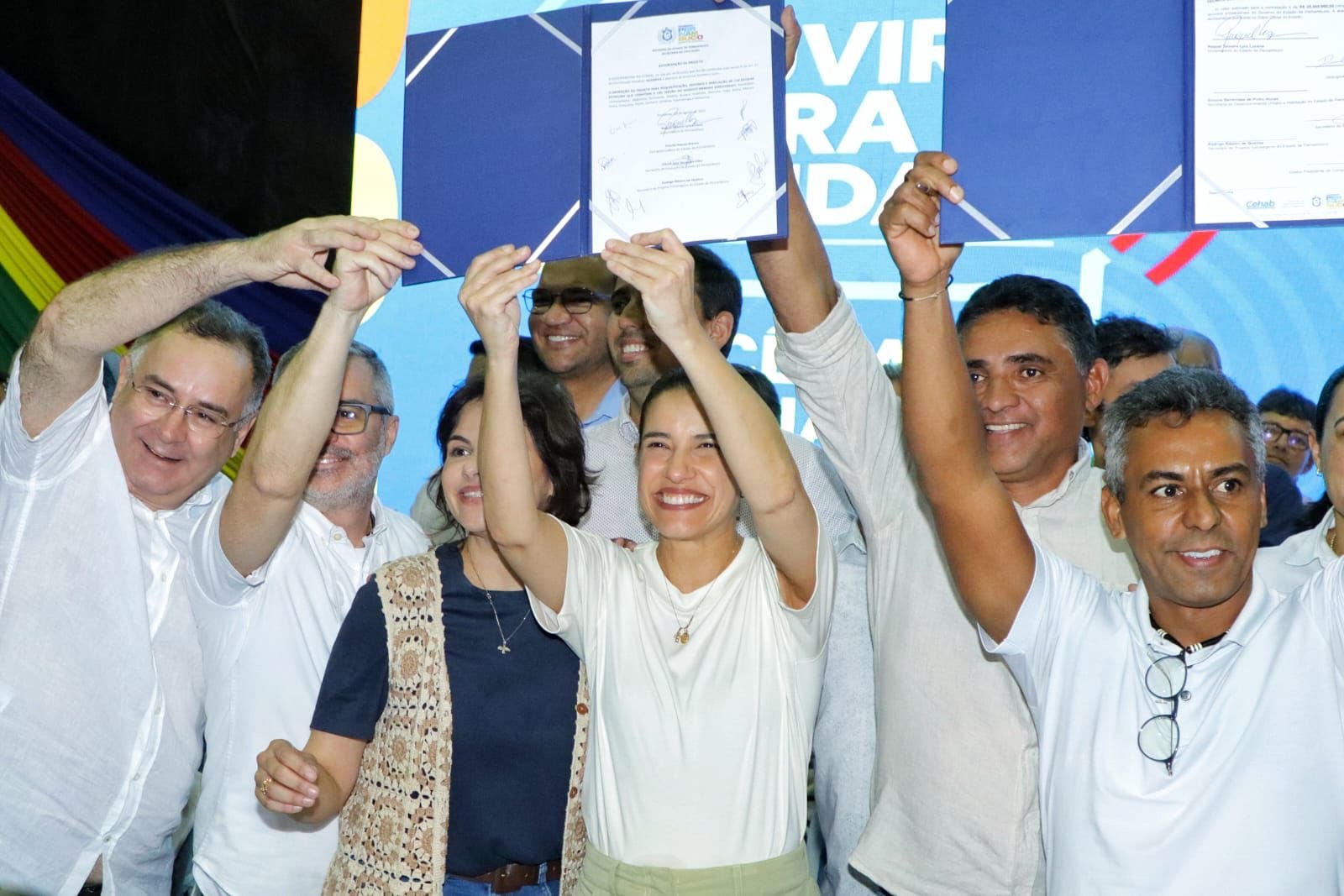 Governadora Raquel Lyra e prefeito Zeca Cavalcanti anunciam investimentos para Arcoverde e região durante o programa Ouvir para Mudar