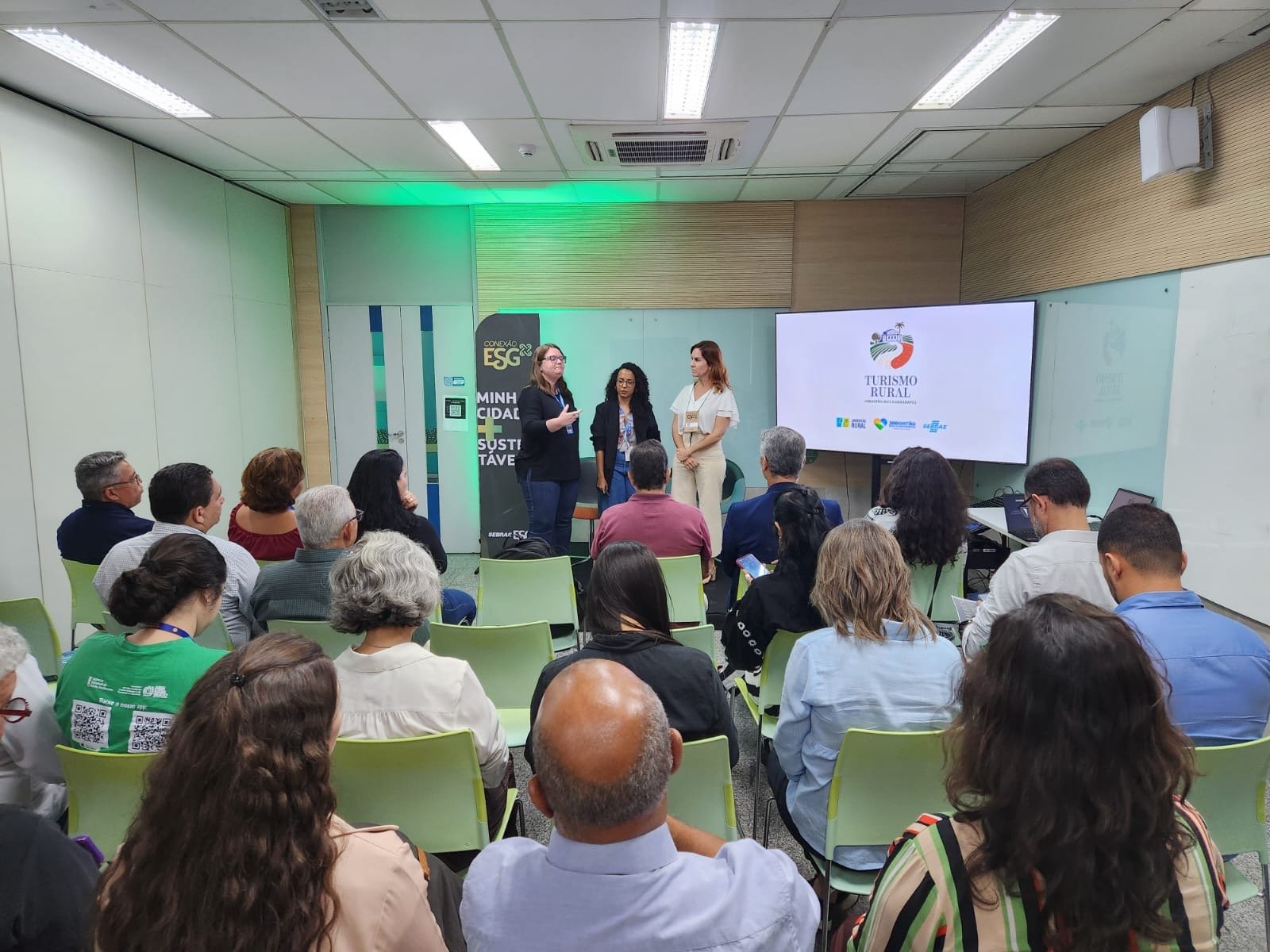 Projetos de desenvolvimento econômico e turismo do Jaboatão são apresentados como cases de sucesso em evento do Sebrae/PE