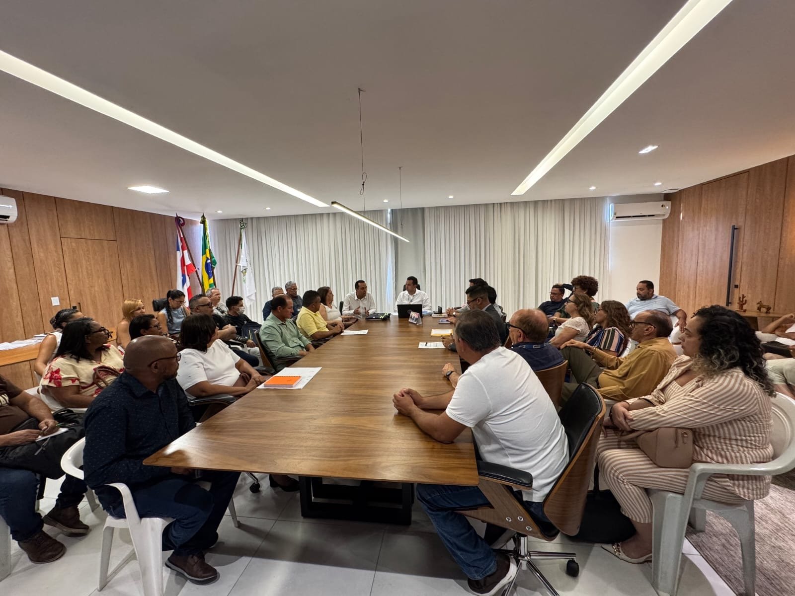 Prefeitura de Juazeiro apresenta modelo de cogestão para representantes da Saúde Municipal