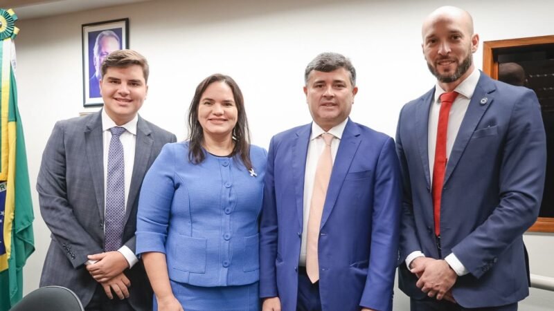 Eduardo da Fonte preside audiência pública para expandir o Programa Casa Azul em todo o Brasil