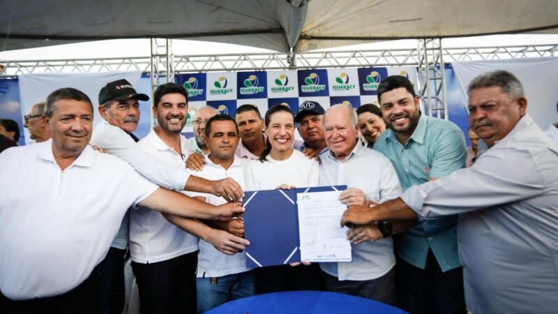 No Sertão, governadora Raquel Lyra inaugura sistemas de abastecimento de água e autoriza obra para pavimentação de diversas ruas