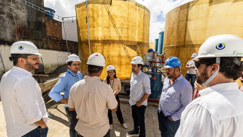 Presidente da Compesa inspeciona  obras em Caruaru que vão transportar água para as cidades atendidas pelo Sistema Jucazinho 