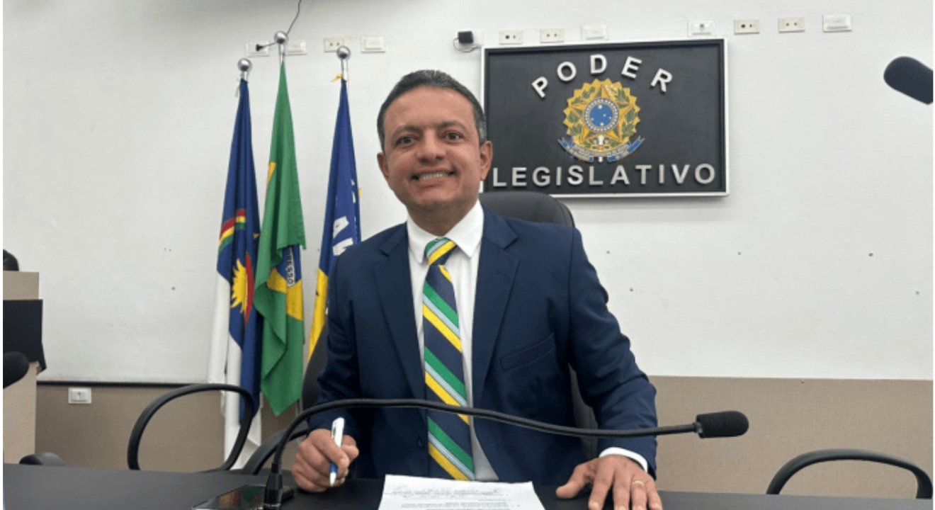 Léo do Ar defende união e respeito no legislativo durante abertura do 3º período legislativo da Câmara de Gravatá