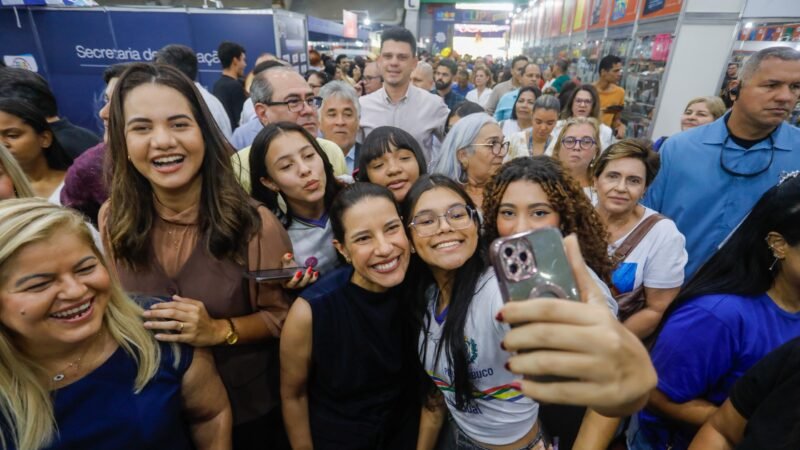 Governadora Raquel Lyra abre última etapa do Circuito Literário de Pernambuco e anuncia início do pagamento de crédito para compra de tênis por alunos da rede estadual