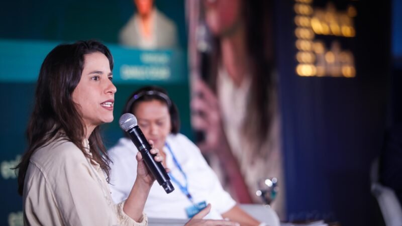 Em encontro do Esfera no Recife, governadora Raquel Lyra apresenta ações diante do tarifaço e destaca avanços na infraestrutura