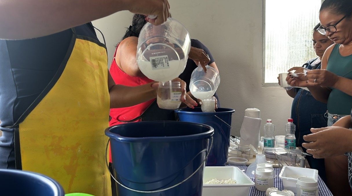 COMPESA E BRK PROMOVEM OFICINAS GRATUITAS PARA MULHERES DOS BAIRROS DE SANTO AMARO E COQUE, NO RECIFE