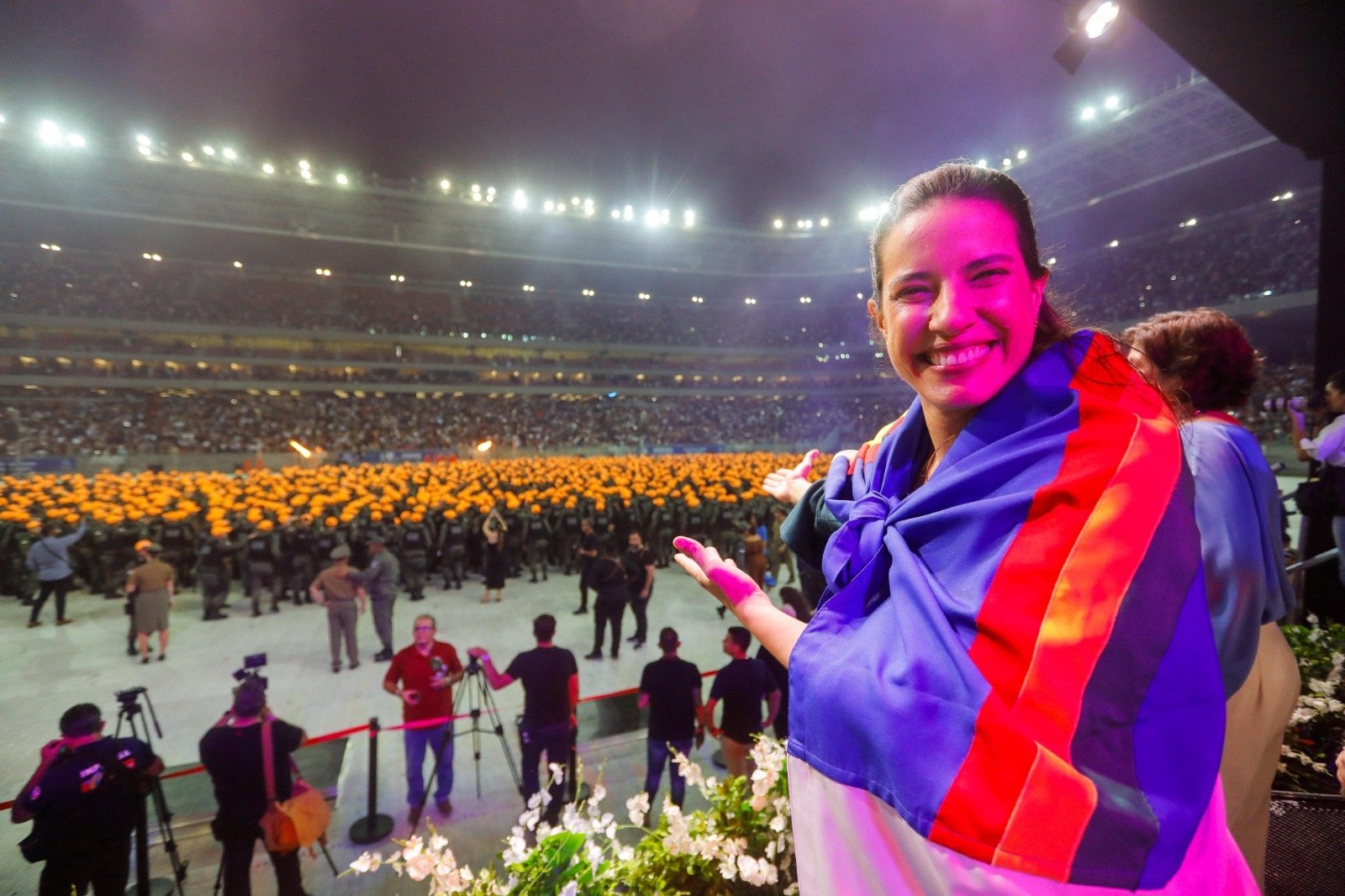 Governadora Raquel Lyra comanda formatura de 2.299 novos policiais militares em Pernambuco que fortalecerão a segurança no Estado